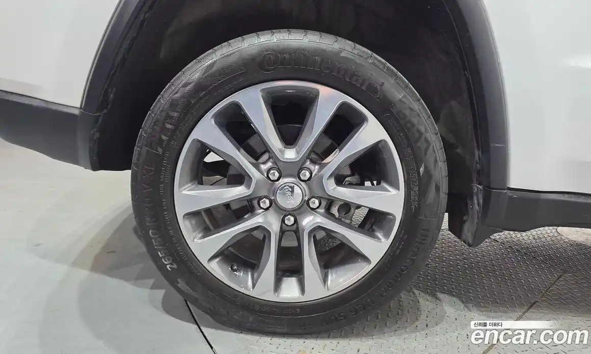 Jeep Cherokee 2018 3.6 автомат (гидро), фото 5