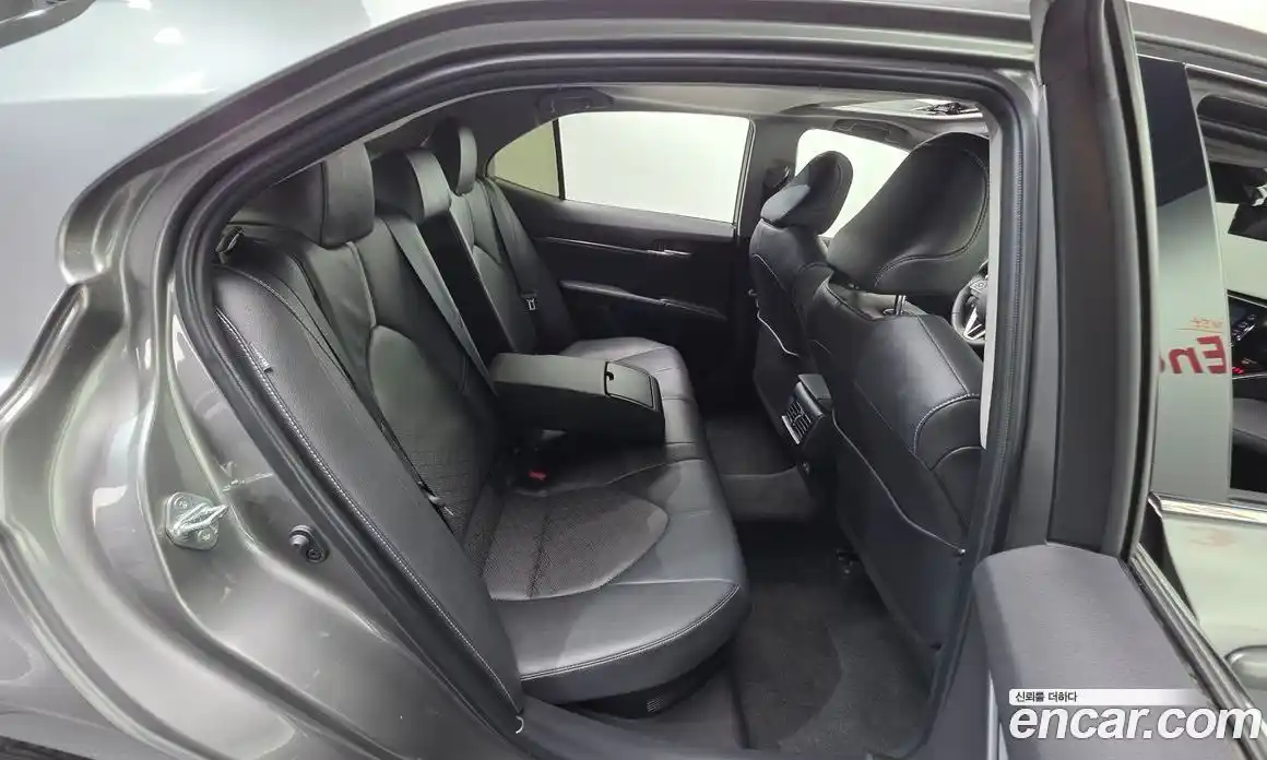 Toyota Camry 2024 2.5 гидро, фото 24