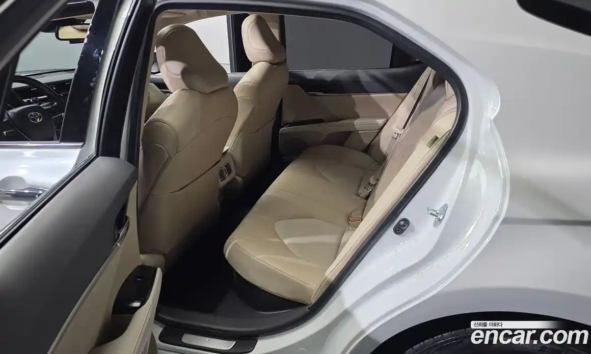 Toyota Camry 2019 2.5 гидро, фото 17