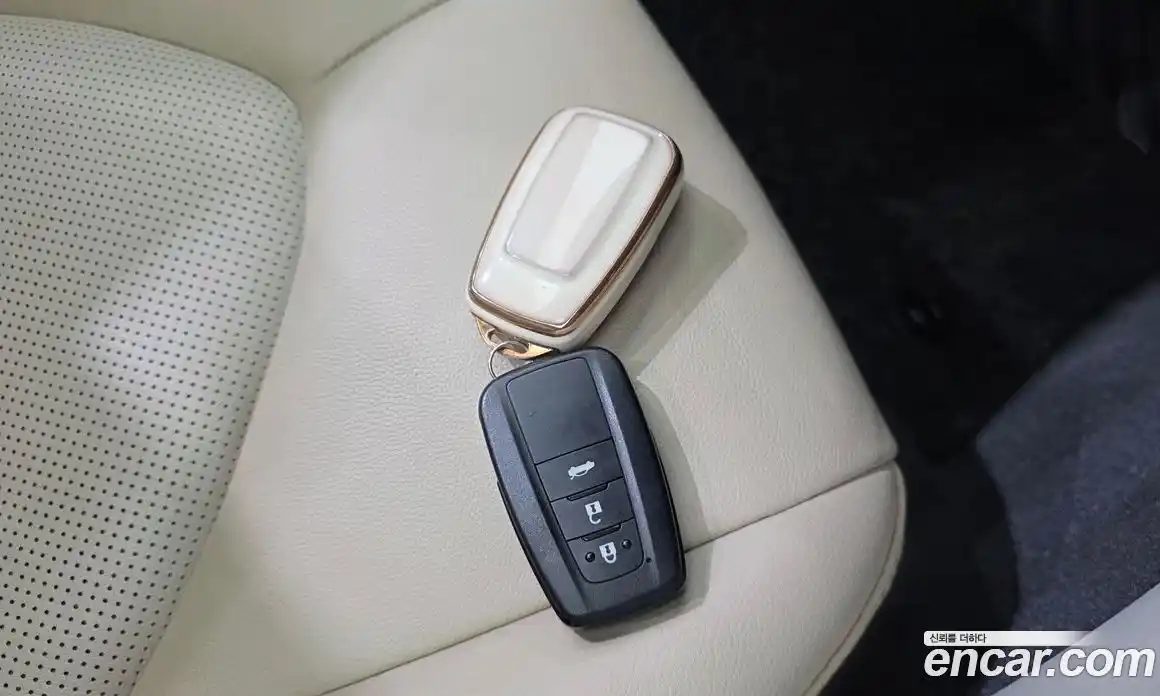 Toyota Camry 2019 2.5 гидро, фото 21