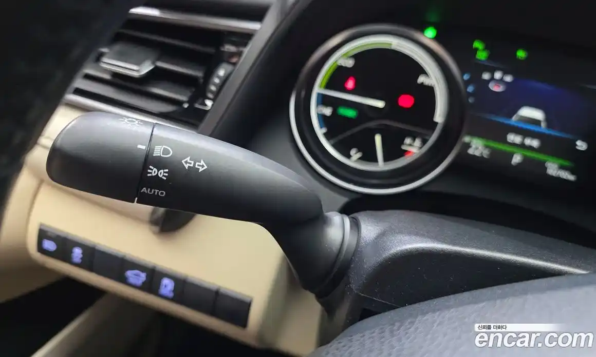 Toyota Camry 2019 2.5 гидро, фото 28
