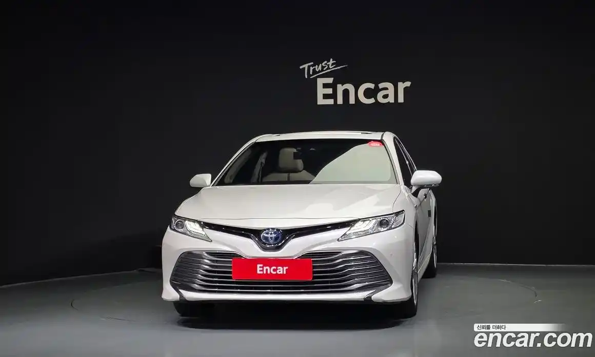 Toyota Camry 2019 2.5 гидро, фото 3