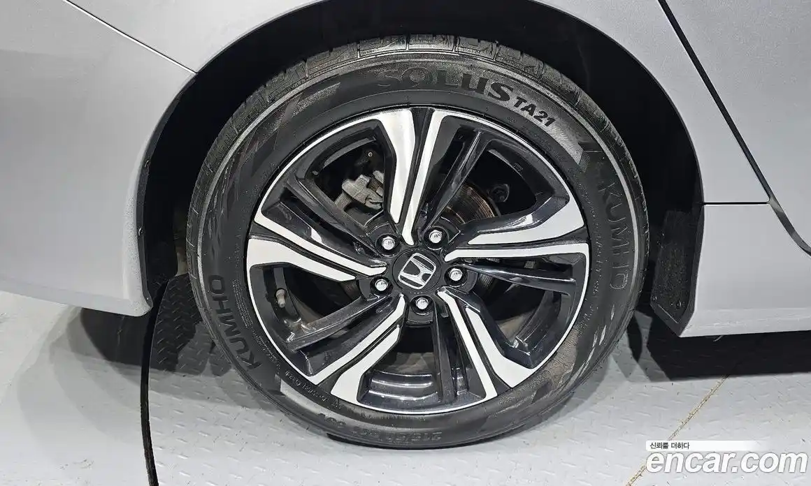 Honda Civic 2018 2.0 автомат (гидро), фото 5