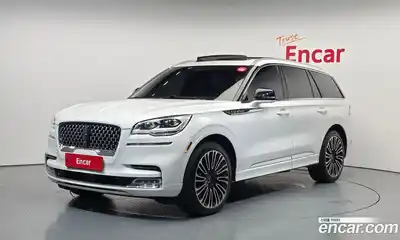 Lincoln Aviator