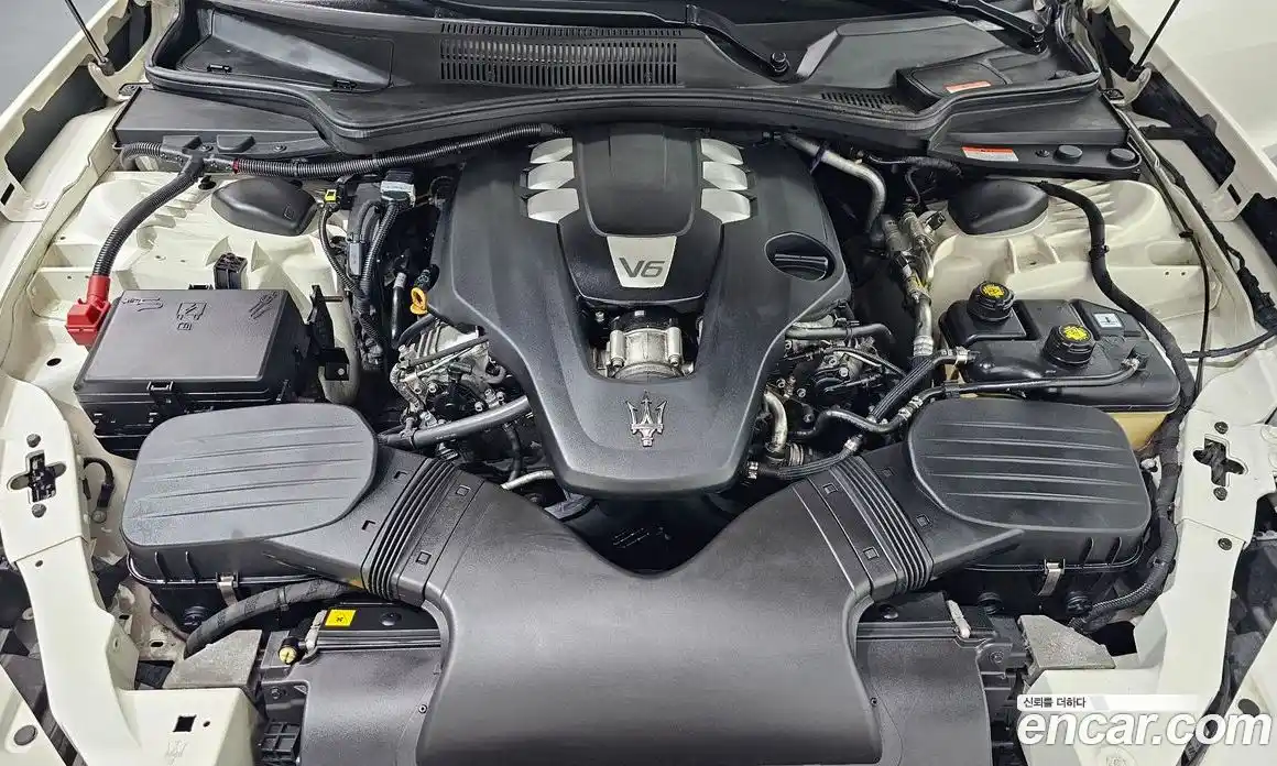 Maserati Ghibli 2017 3.0 гидро, фото 6