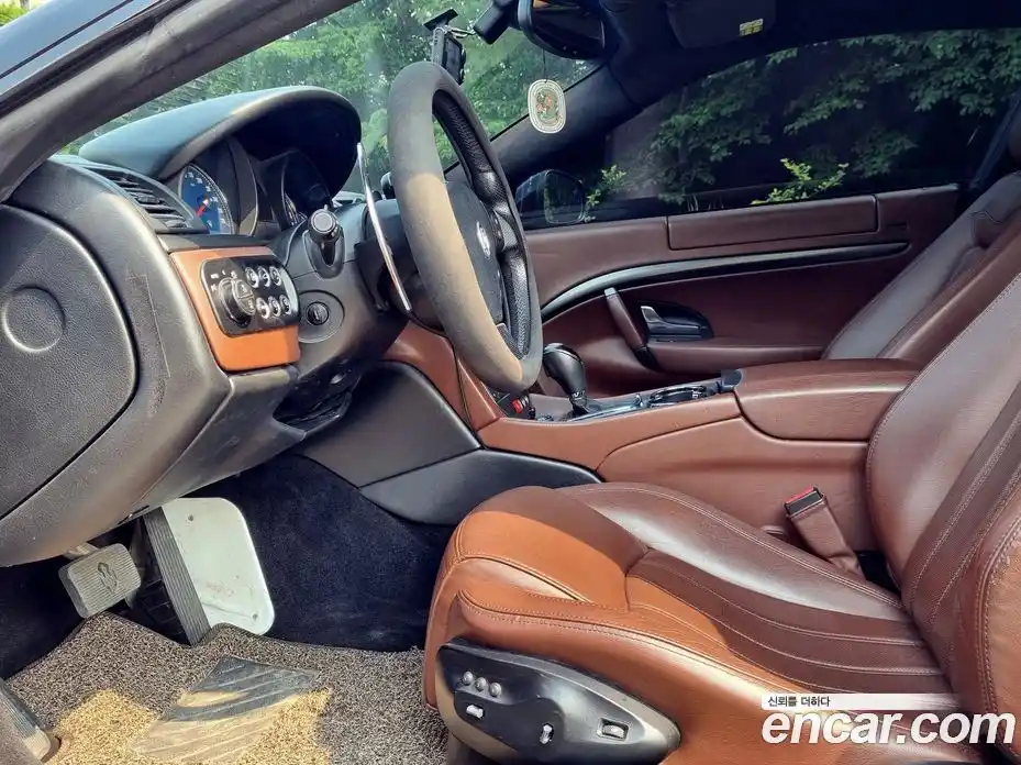 Maserati GranTurismo 2009 4.7 гидро, фото 17