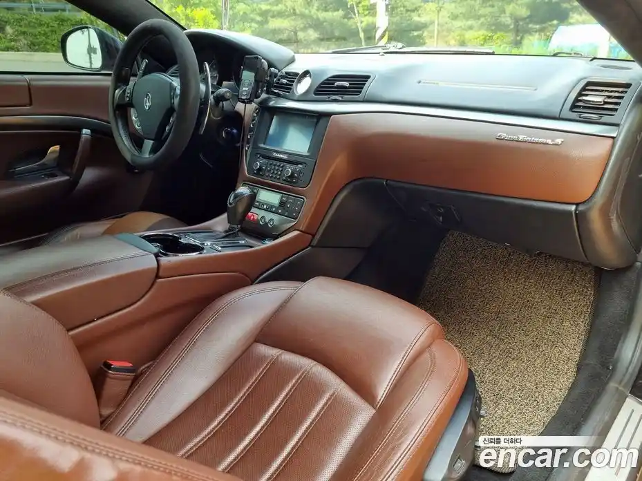 Maserati GranTurismo 2009 4.7 гидро, фото 18
