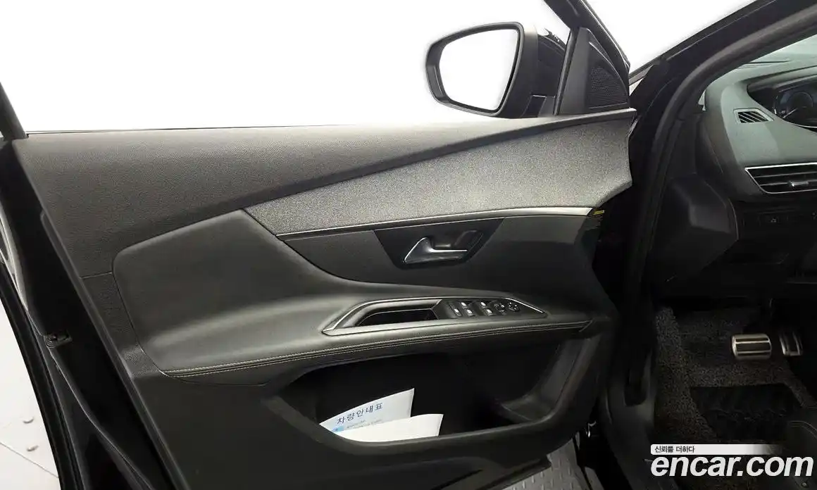 Peugeot 3008 2019 1.5 автомат (гидро), фото 14