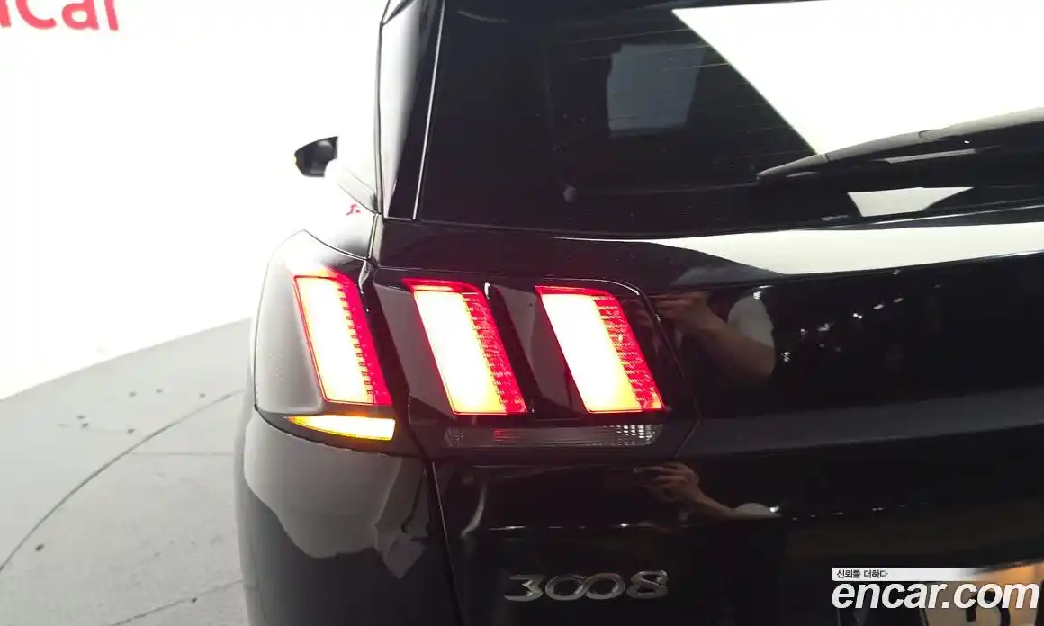 Peugeot 3008 2019 1.5 автомат (гидро), фото 9