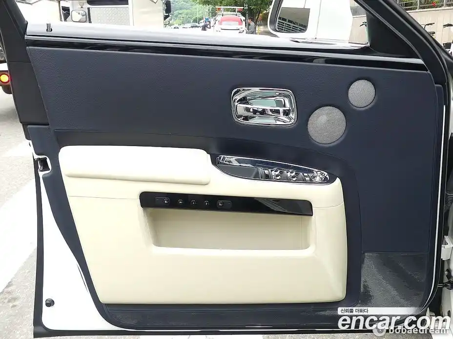 Rolls-Royce Ghost 2017 6.6 гидро, фото 11