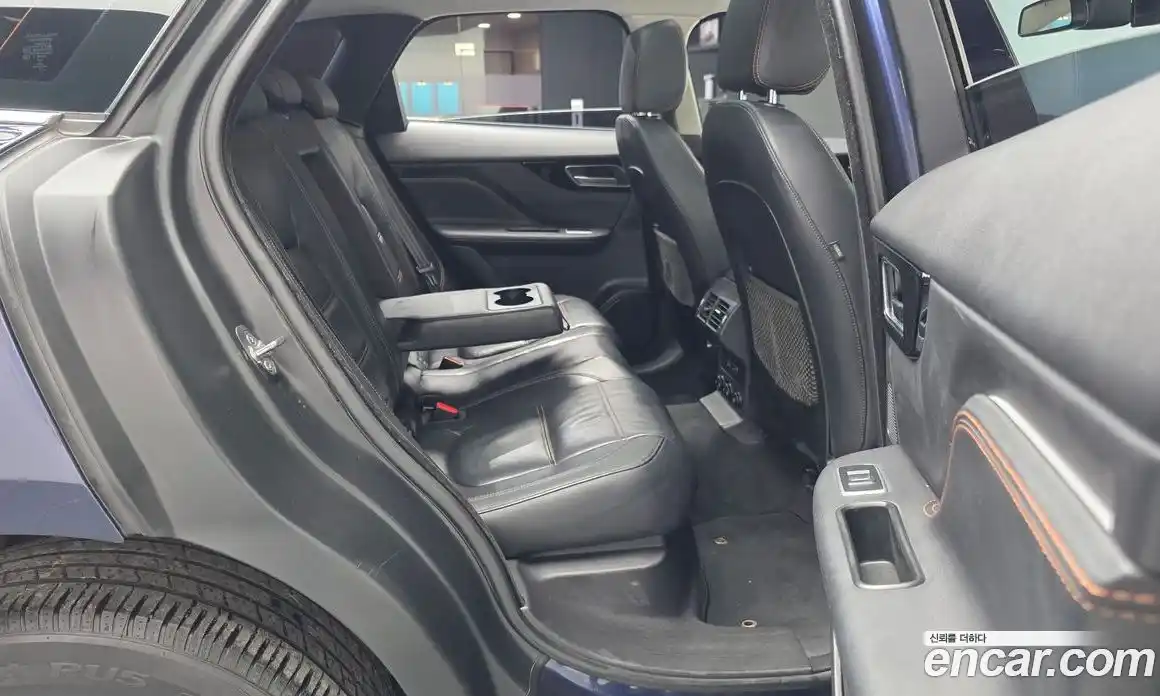 Jaguar F-Pace 2018 2.0 гидро, фото 12