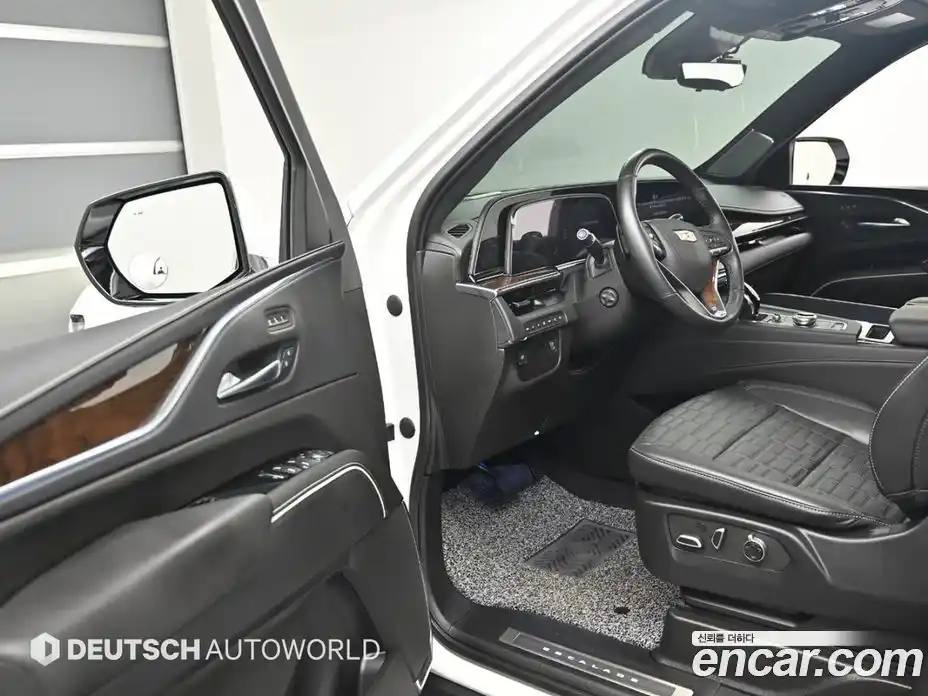 Cadillac Escalade 2023 6.2 гидро, фото 11