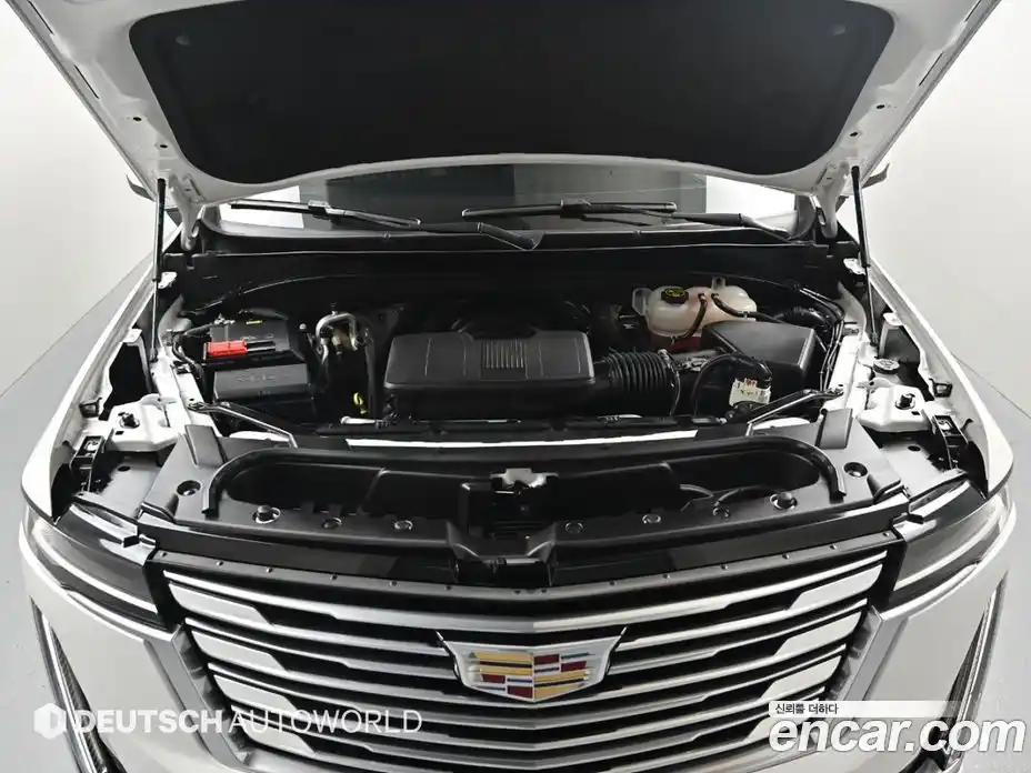 Cadillac Escalade 2023 6.2 гидро, фото 6