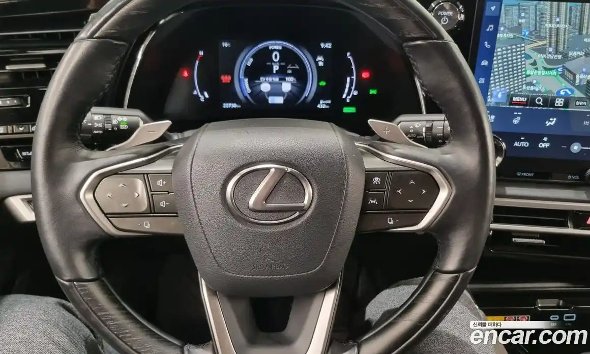 Lexus RX 2024 2.5 вариатор, фото 16