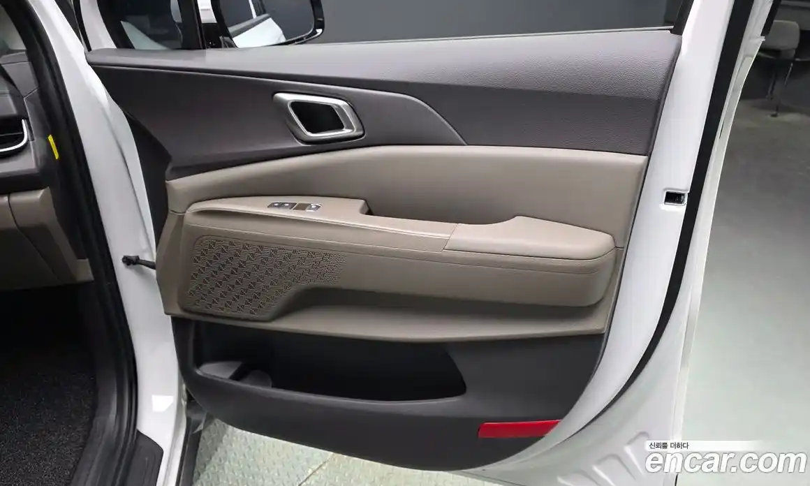 Kia Carnival 2025 3.5 автомат (гидро), фото 15