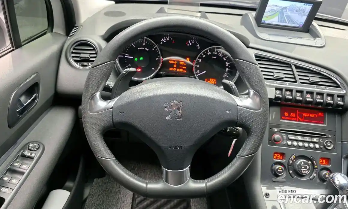 Peugeot 3008 2013 1.6 автомат (гидро), фото 13