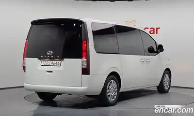 Hyundai Staria 2021 2.2 автомат (гидро), миниатюра 2