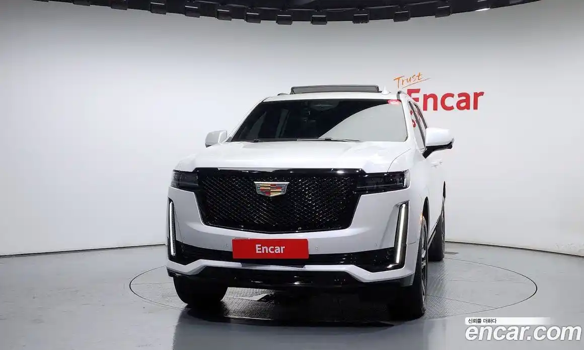 Cadillac Escalade 2022 6.2 гидро, фото 3