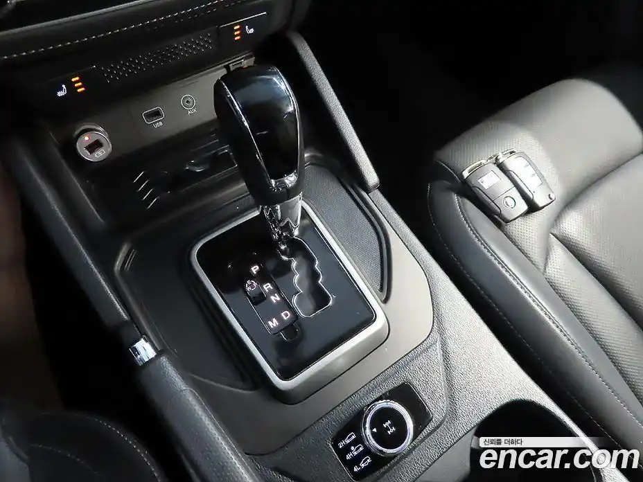 SsangYong Rexton 2018 2.2 автомат (гидро), фото 13