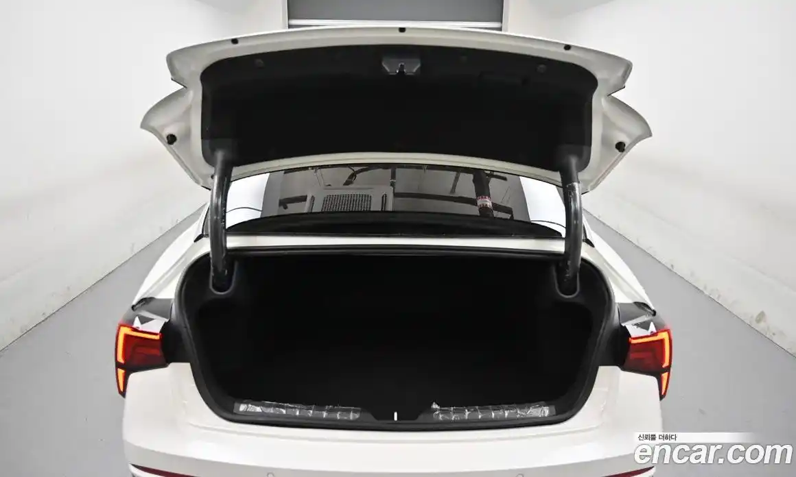 Kia K5 (Optima) 2025 1.6 автомат (гидро), фото 20