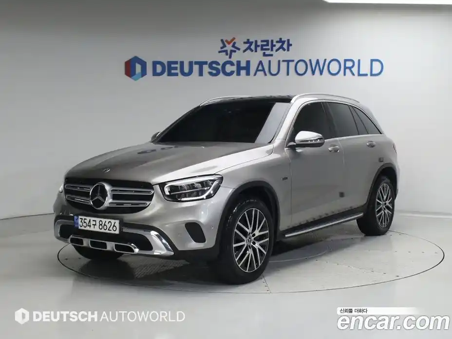 Mercedes-Benz GLC-Class 2021 2.0 гидро, фото 1 Mercedes-Benz GLC-Class 2021 2.0 гидро, фото 1