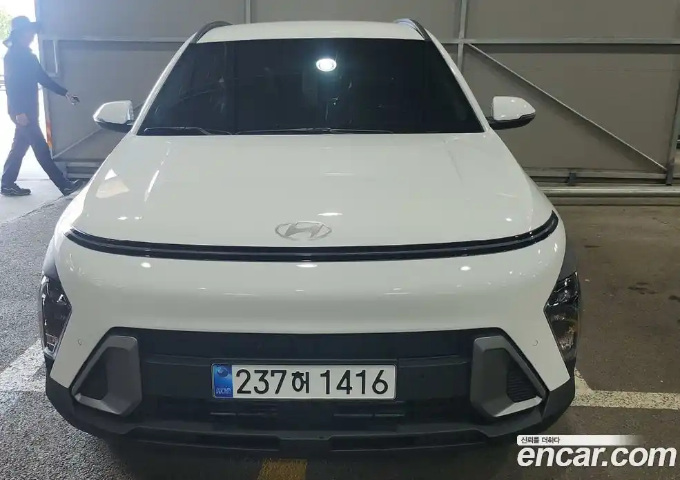 Hyundai Kona 2026 1.6 автомат (гидро), фото 13