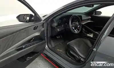 Hyundai Avante 2024 2.0 автомат (гидро), миниатюра 12