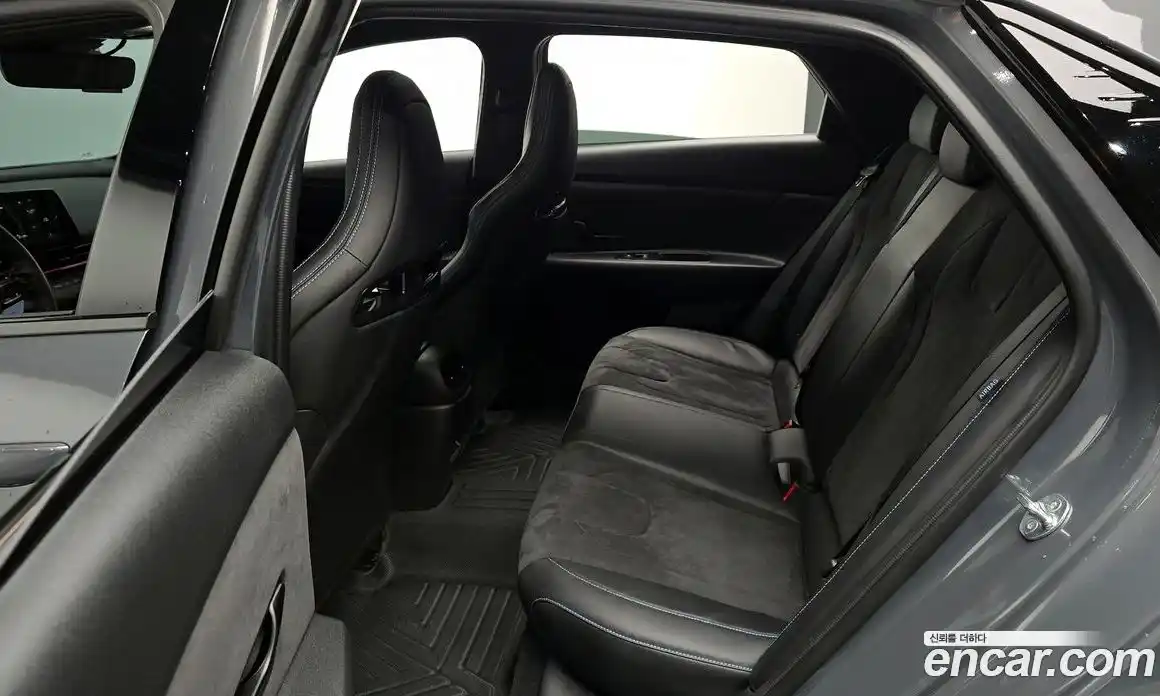 Hyundai Avante 2024 2.0 автомат (гидро), фото 15