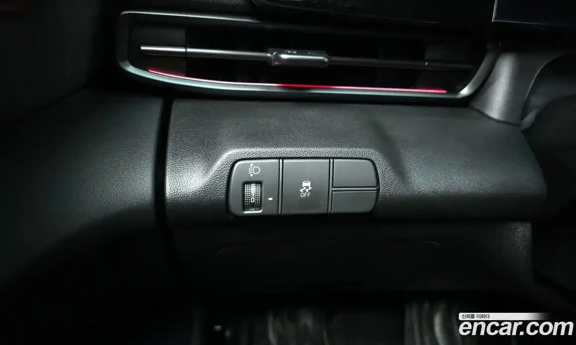 Hyundai Avante 2024 2.0 автомат (гидро), фото 18