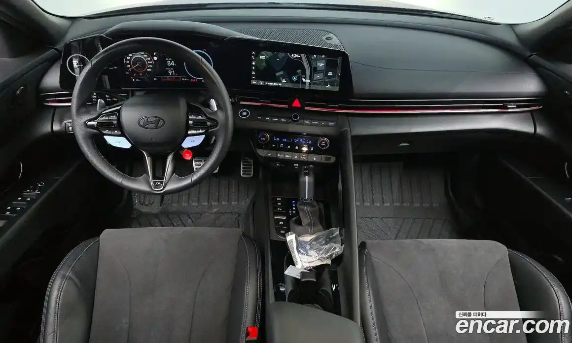Hyundai Avante 2024 2.0 автомат (гидро), фото 9