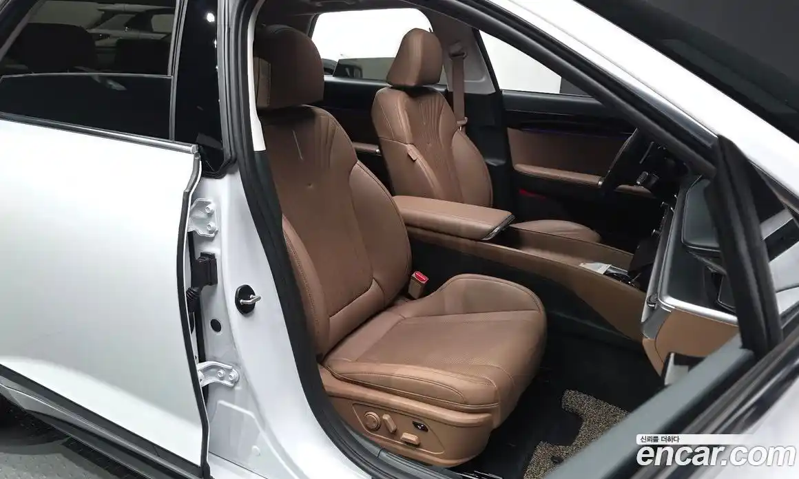 Hyundai Grandeur 2025 2.5 автомат (гидро), фото 16