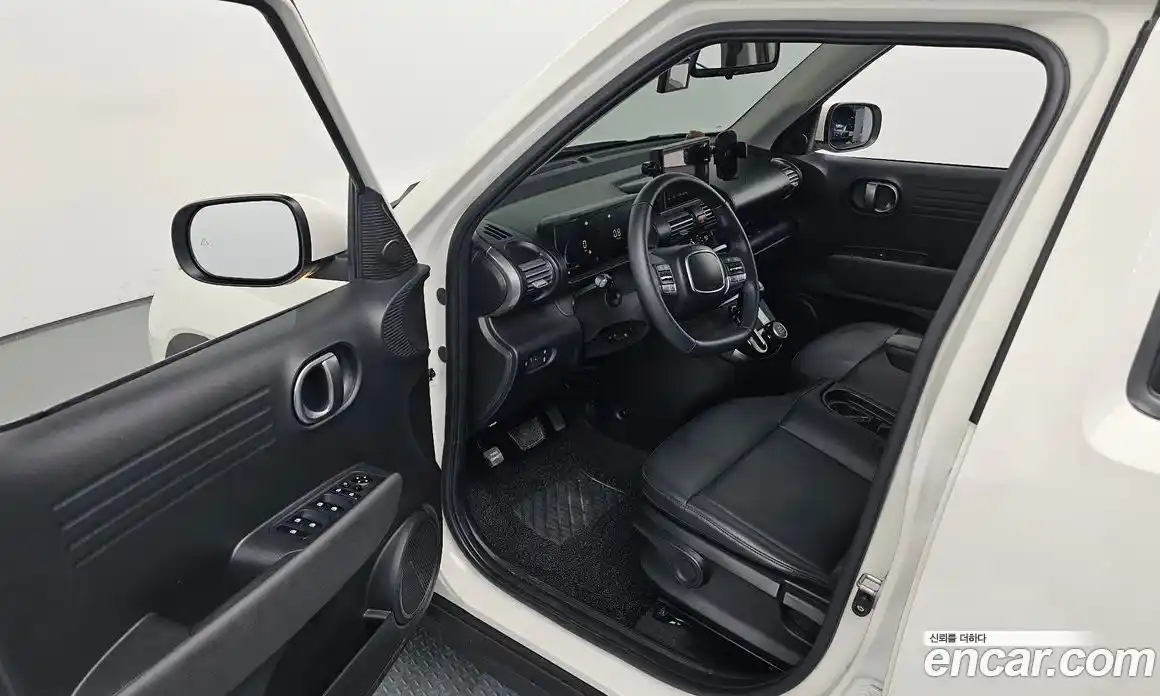 Hyundai Casper 2023 1.0 автомат (гидро), фото 13