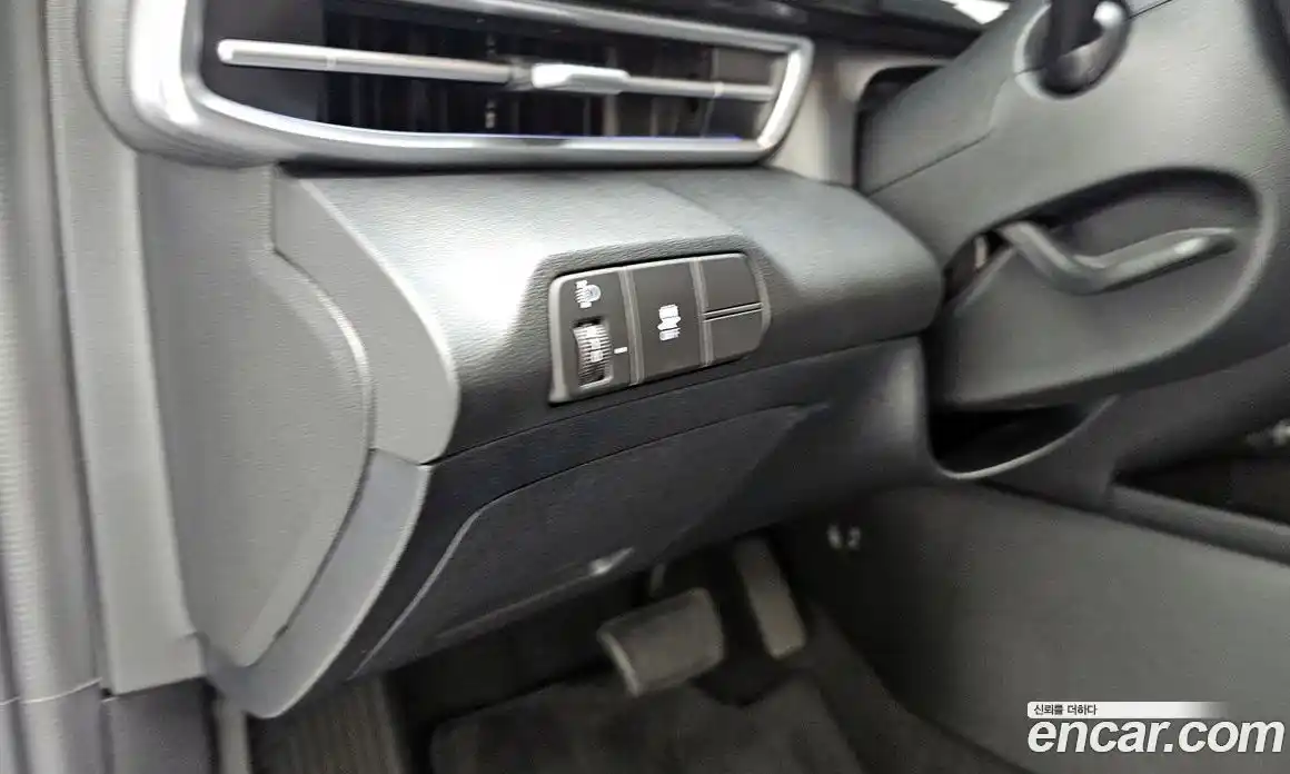 Hyundai Avante 2023 1.6 автомат (гидро), фото 15