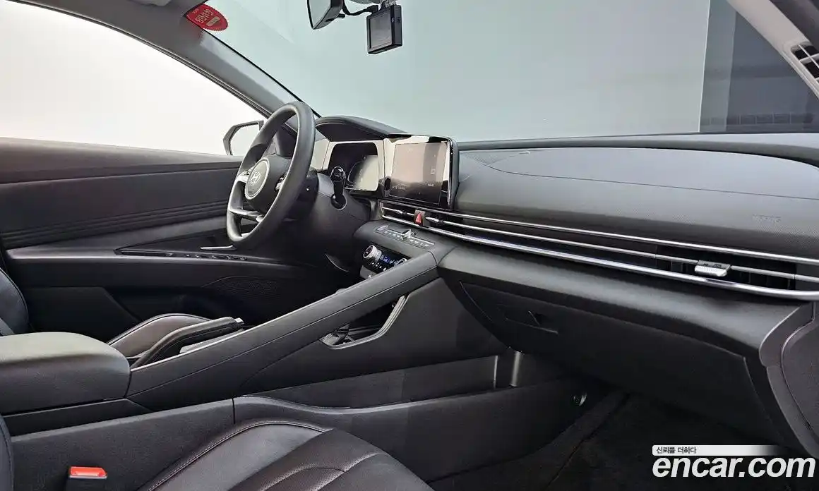 Hyundai Avante 2023 1.6 автомат (гидро), фото 20