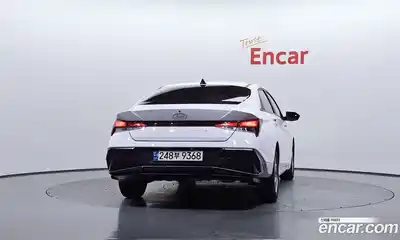 Hyundai Avante 2023 1.6 автомат (гидро), миниатюра 4