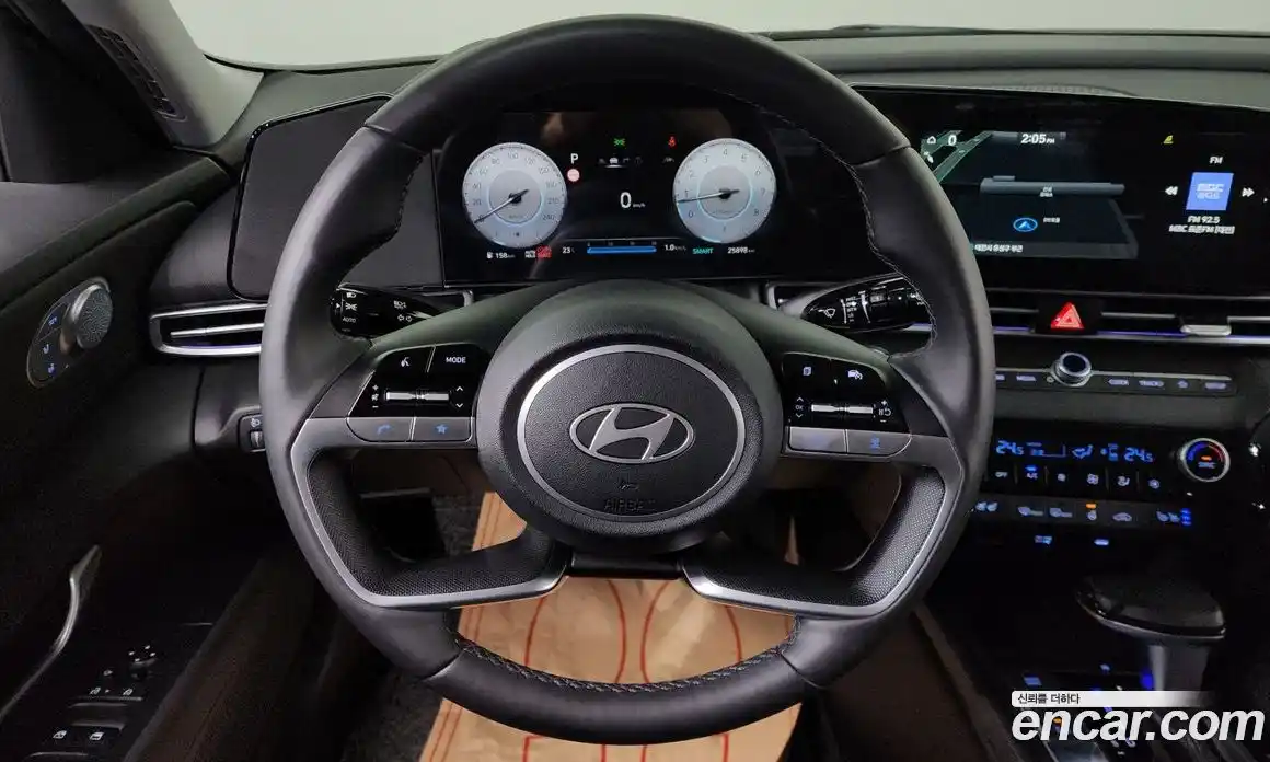 Hyundai Avante 2024 1.6 автомат (гидро), фото 20