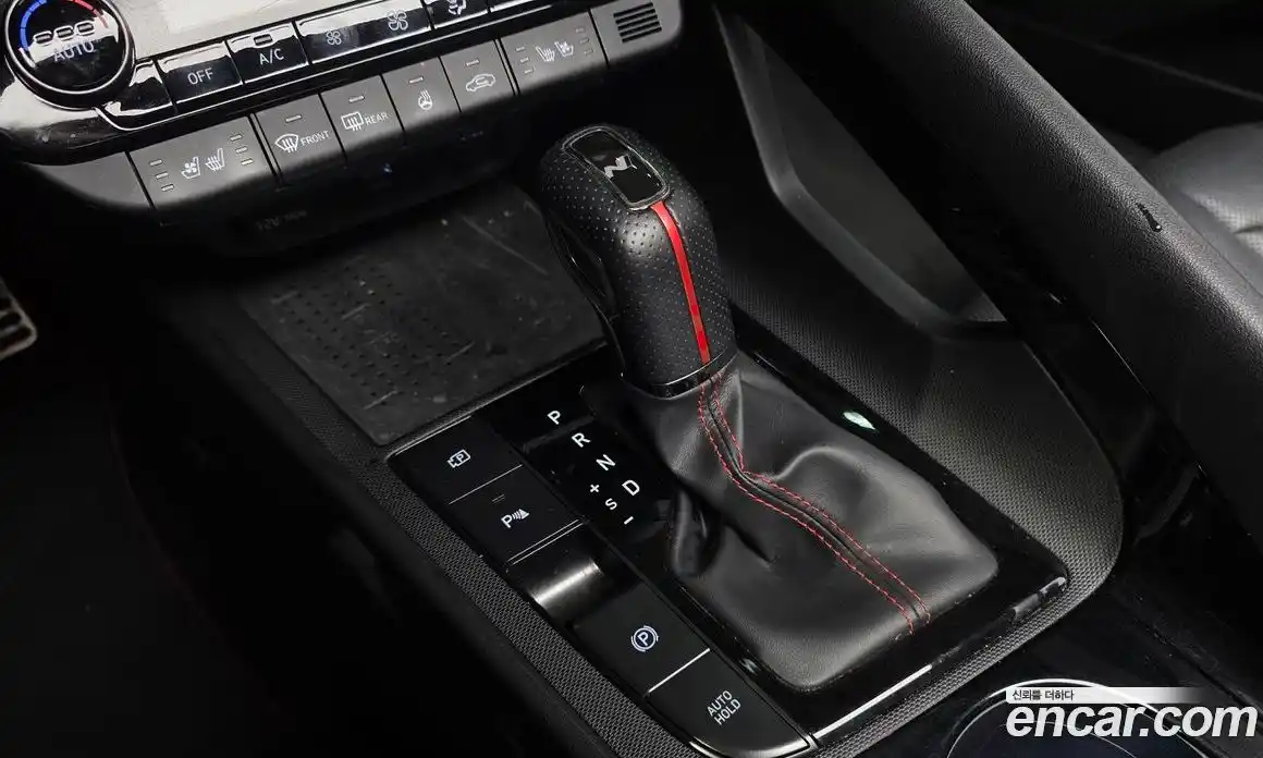 Hyundai Avante 2021 1.6 автомат (гидро), фото 12