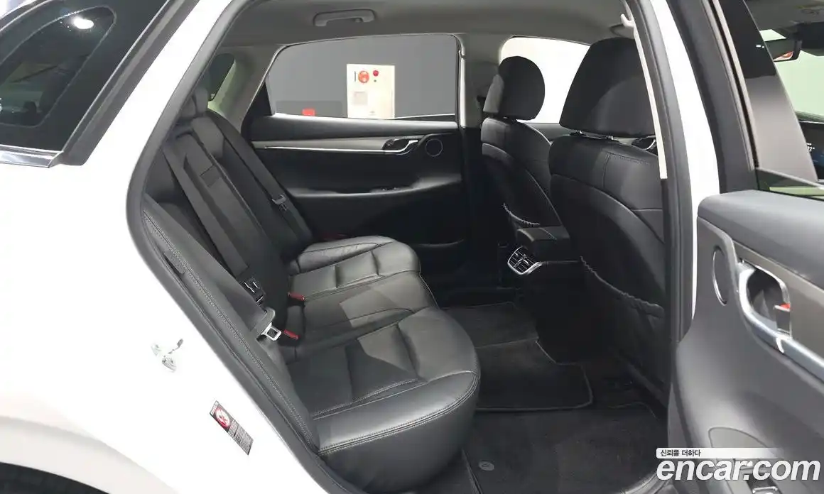 Hyundai Grandeur 2022 2.4 автомат (гидро), фото 12