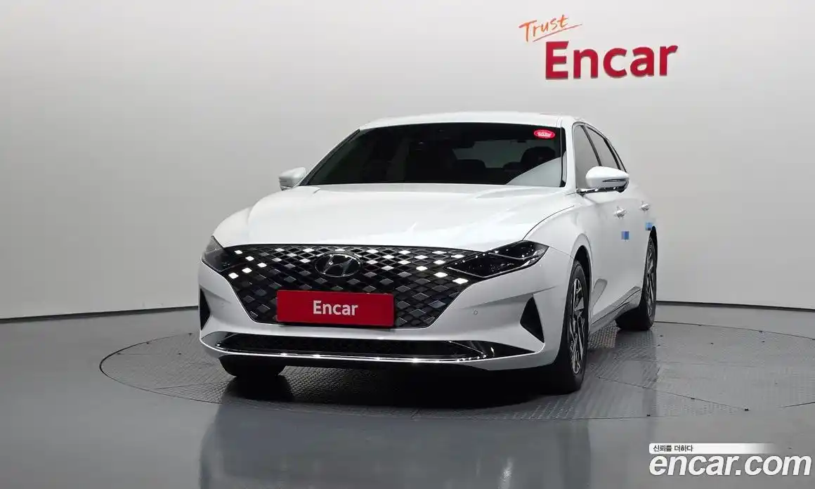 Hyundai Grandeur 2022 2.4 автомат (гидро), фото 3