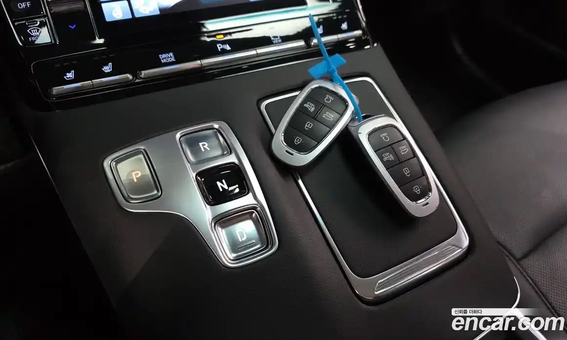 Hyundai Grandeur 2022 2.4 автомат (гидро), фото 9