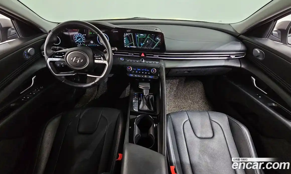 Hyundai Avante 2022 1.6 автомат (гидро), фото 10