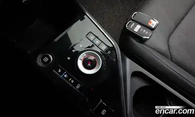 Kia Niro 2025 1.6 автомат (гидро), миниатюра 11