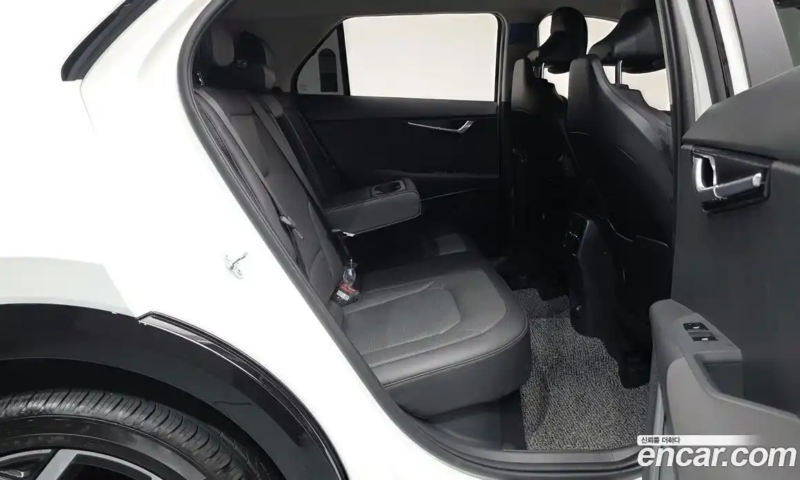 Kia Niro 2025 1.6 автомат (гидро), фото 16