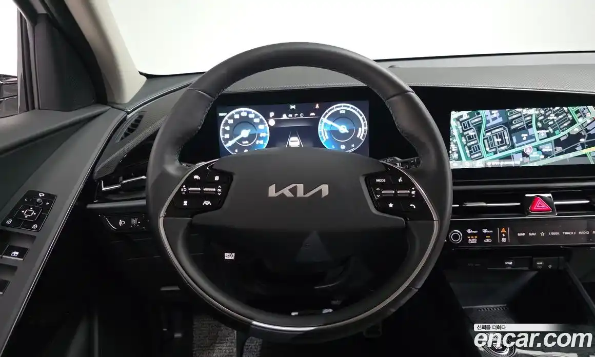 Kia Niro 2025 1.6 автомат (гидро), фото 17