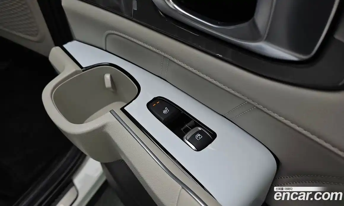 Kia Sorento 2024 1.6 автомат (гидро), фото 25