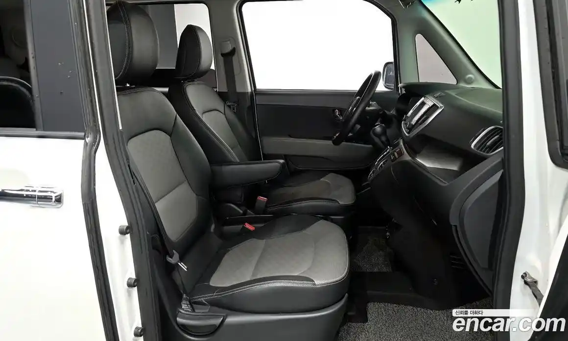 Kia Ray 2018 1.0 автомат (гидро), фото 11