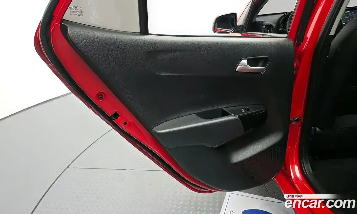 Kia Morning 2019 1.0 автомат (гидро), фото 15