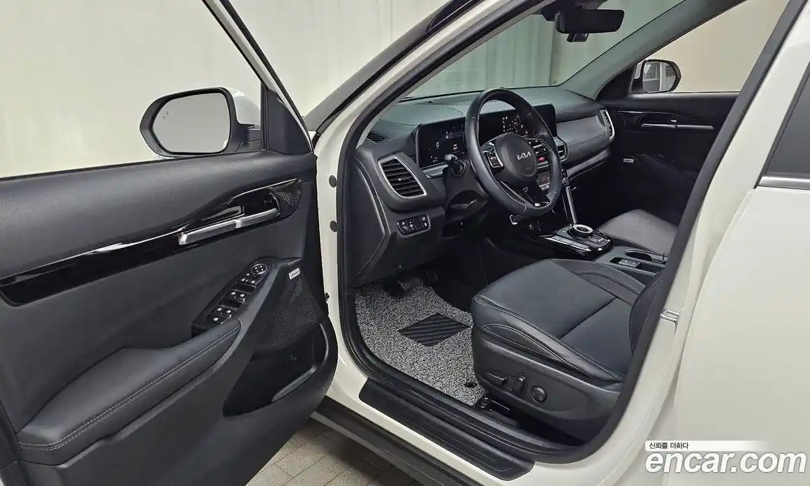 Kia Seltos 2022 1.6 автомат (гидро), фото 13