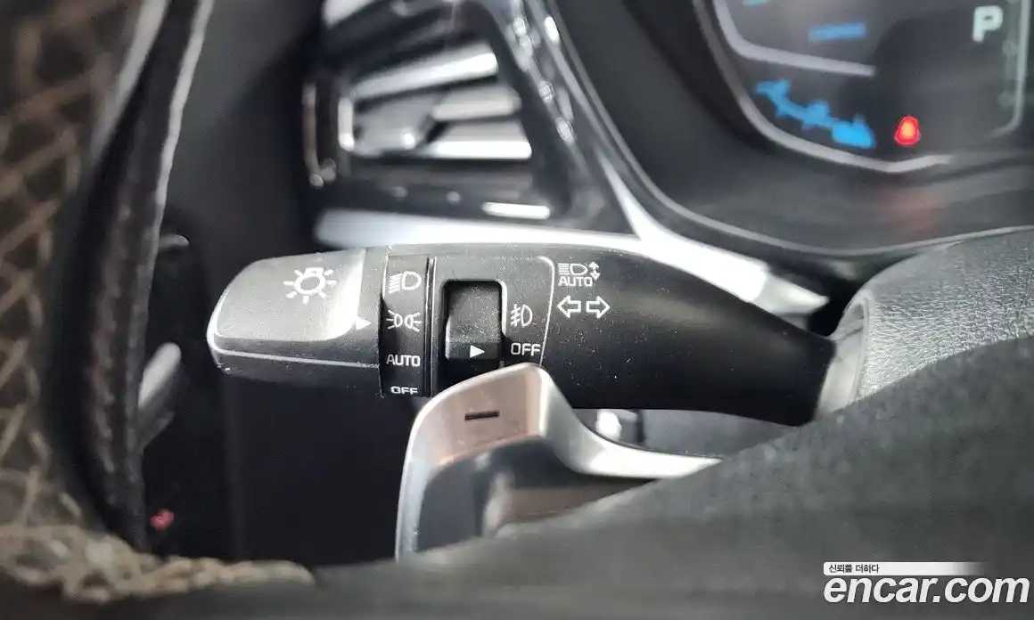 Kia Niro 2021 1.6 автомат (гидро), фото 36