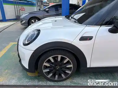 Mini Cooper 2023 2.0 автомат (гидро), миниатюра 6